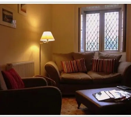 Thorpe Hall Bed & Breakfast